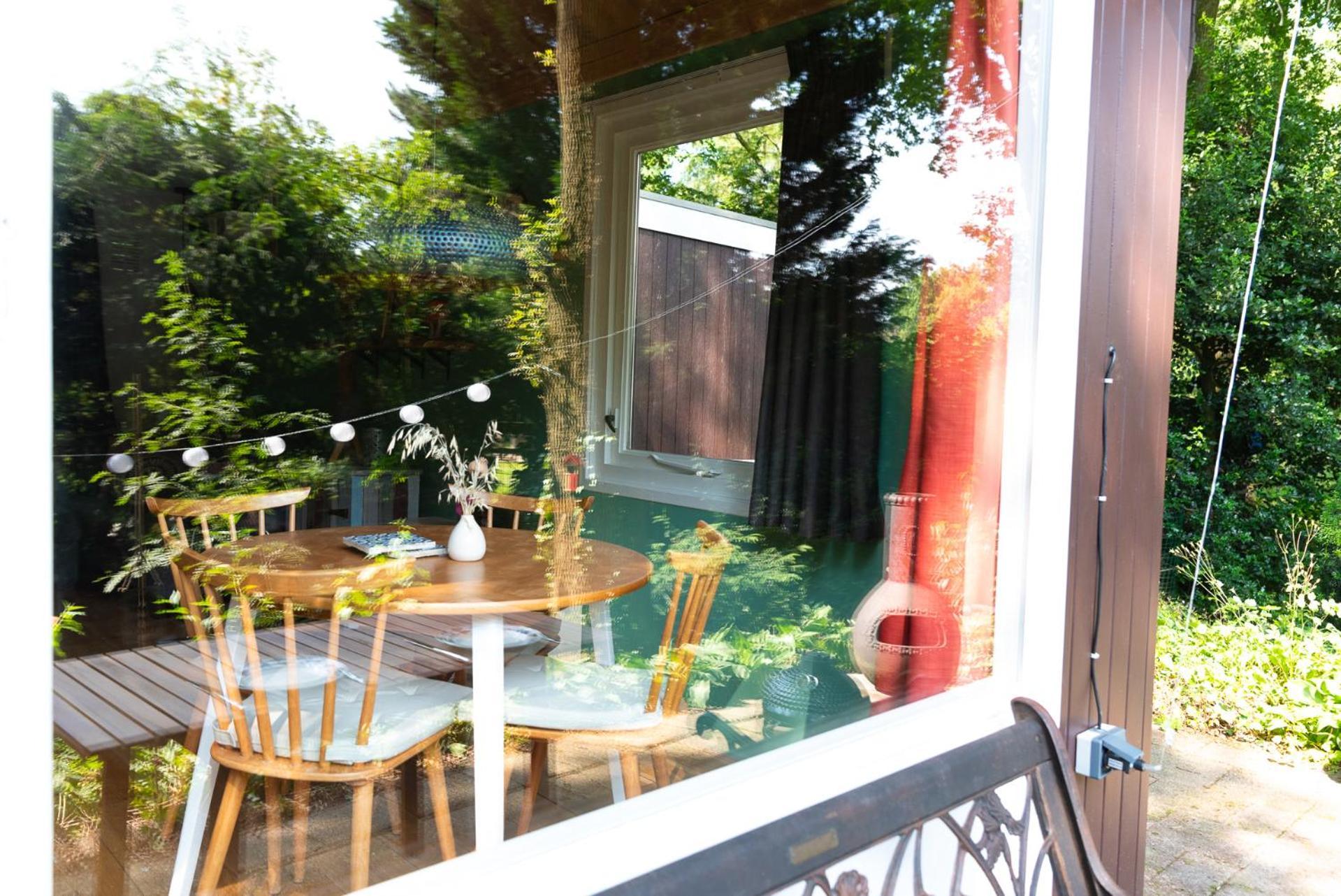 Cozy Tiny House Between Veluwe En Veluwemeer - With Free Use Of Bikes エルメロ エクステリア 写真